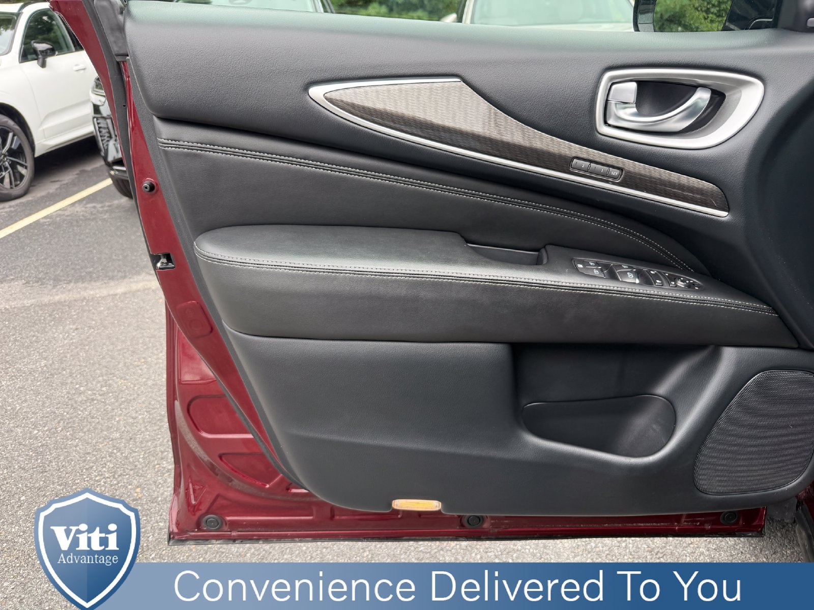 Used 2019 INFINITI QX60 Luxe w/ Essential Package AWD/4WD image 16