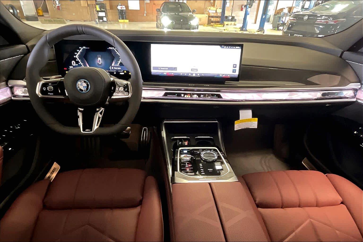 New 2026 BMW i7 eDrive50 w/ M Sport Package image 5