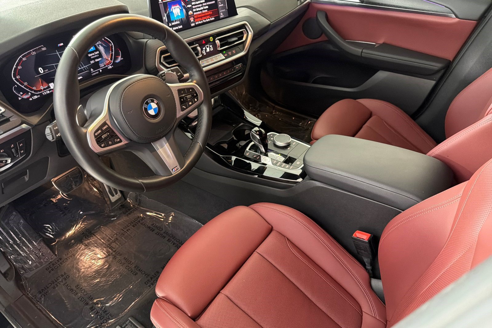 Used 2024 BMW X3 xDrive30i w/ M Sport Package AWD/4WD image 4