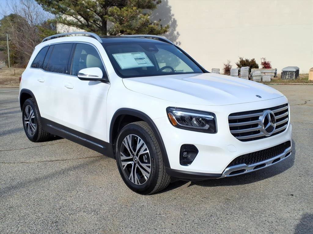 New 2026 Mercedes-Benz GLB 250 4MATIC image 4