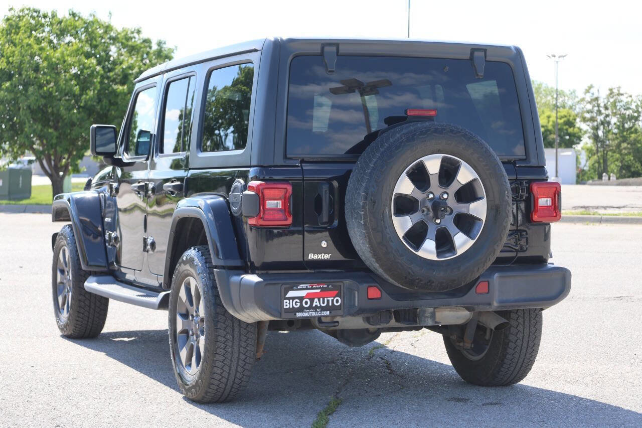 Used 2018 Jeep Wrangler Unlimited Sahara image 11