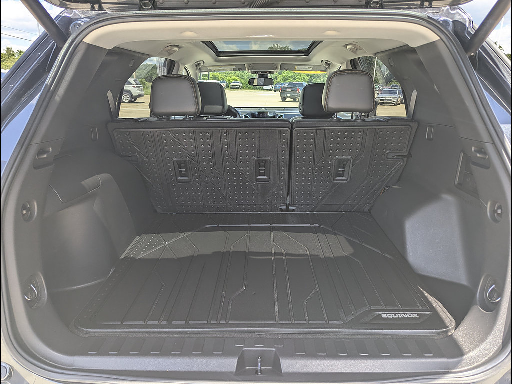 Used 2022 Chevrolet Equinox Premier AWD/4WD image 21