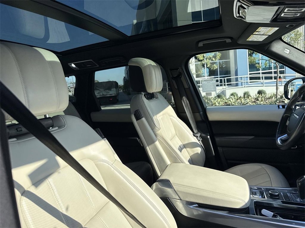 Used 2019 Land Rover Range Rover Sport Supercharged image 28