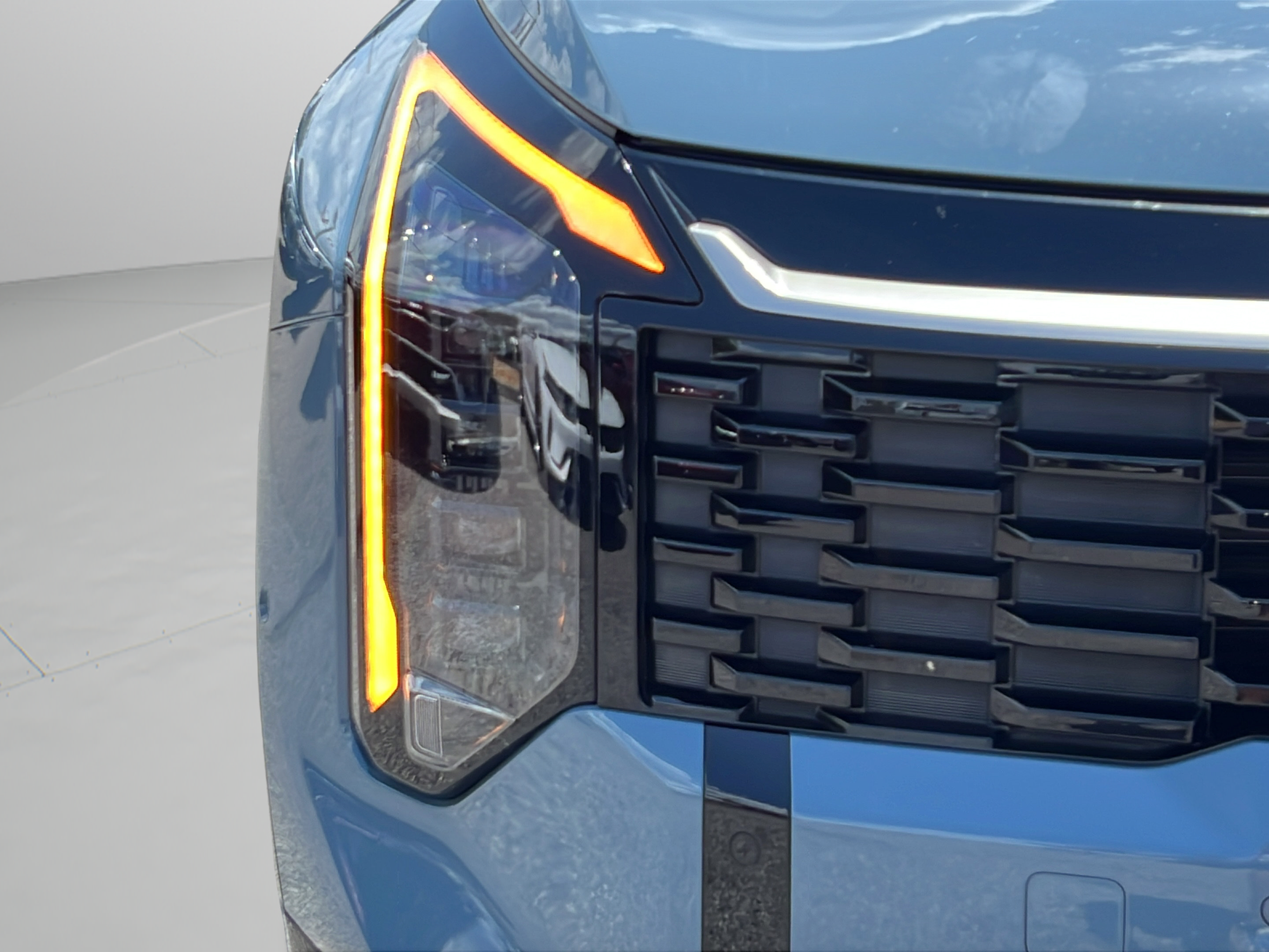 Certified 2026 Kia Sportage SX Prestige AWD/4WD image 9