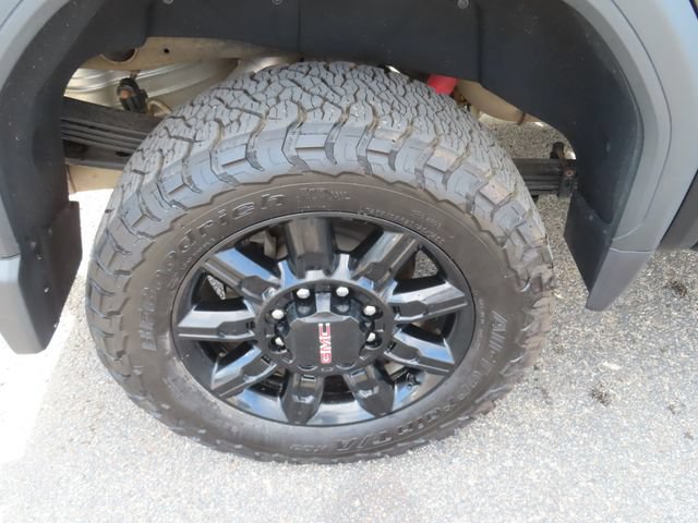 Used 2026 GMC Sierra 2500 AT4 w/ AT4 Premium Plus Package AWD/4WD image 16