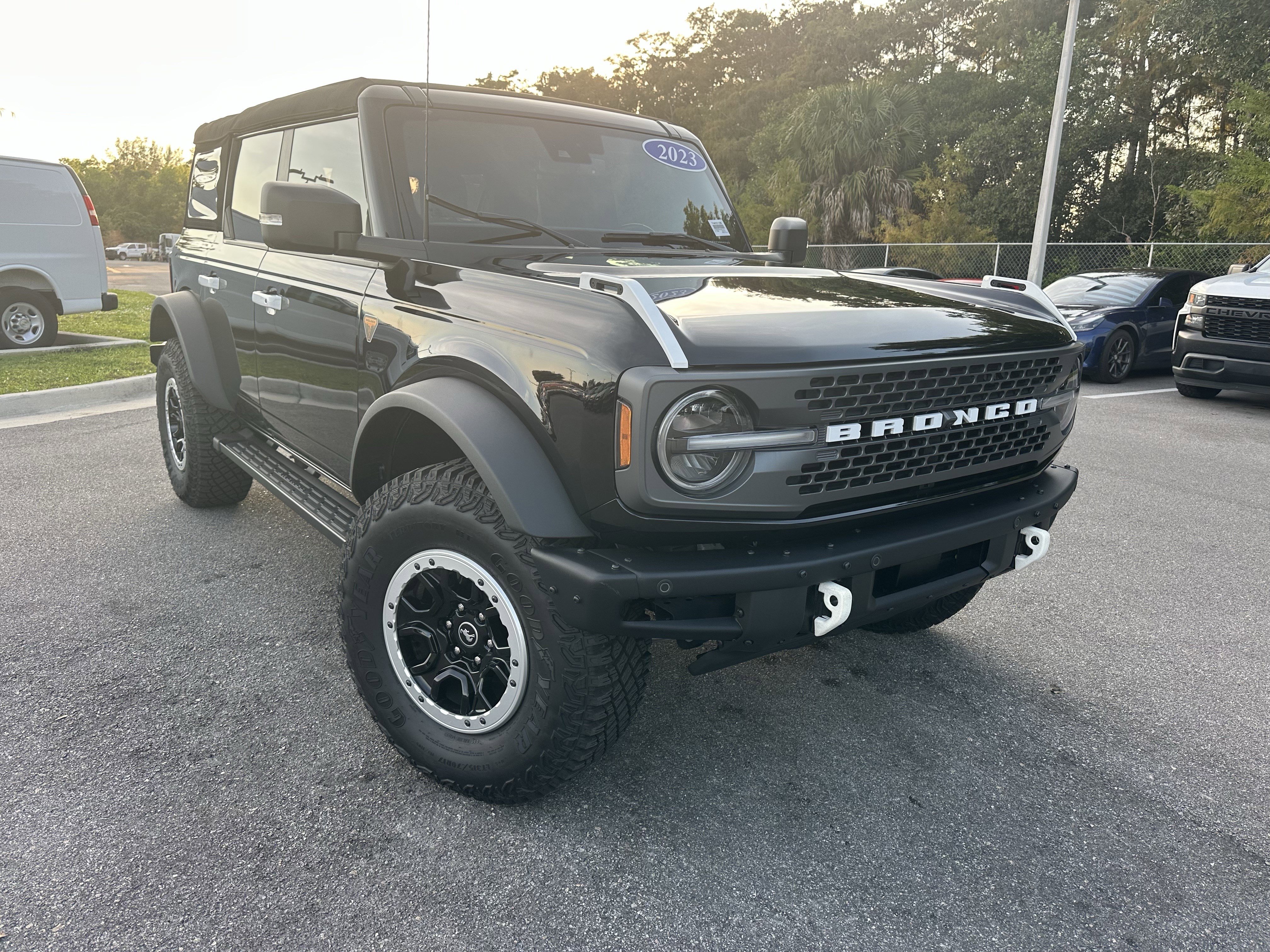 Used 2023 Ford Bronco Badlands video 2