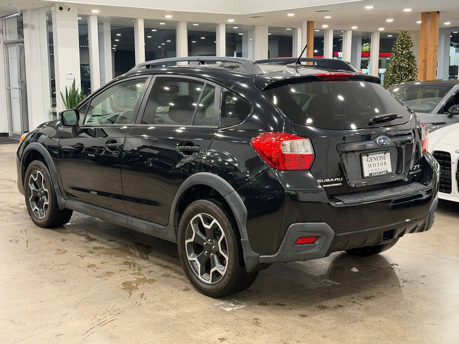 Used 2015 Subaru Crosstrek 2.0i Limited image 4