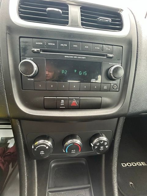 Used 2013 Dodge Avenger SE w/ Blacktop Pkg FWD image 18