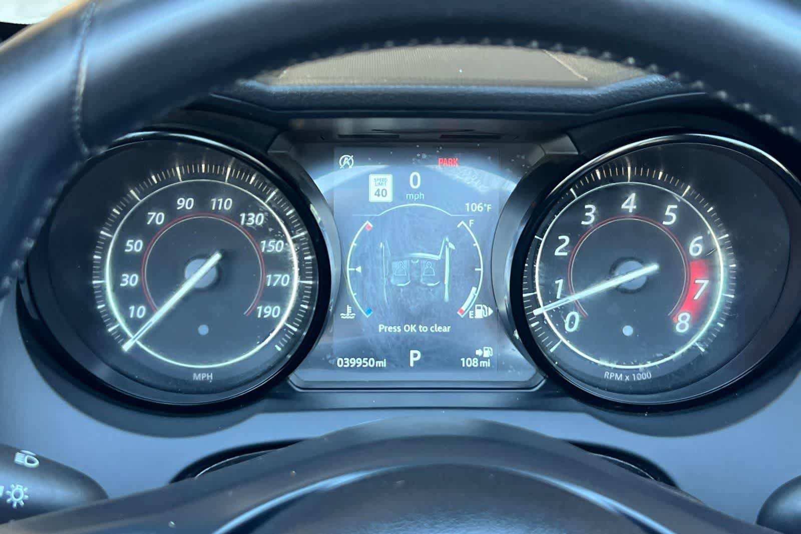 Used 2020 Jaguar F-TYPE Convertible RWD image 33