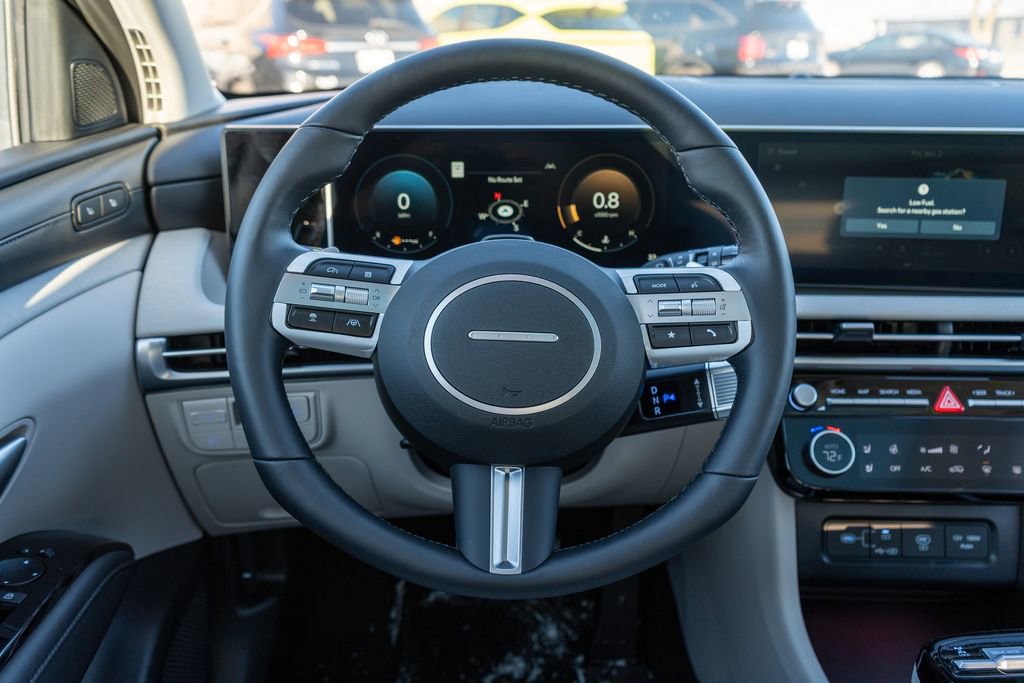 New 2025 Hyundai Tucson Limited image 16