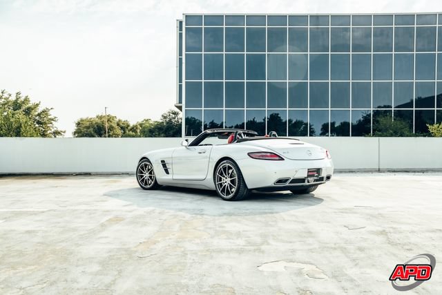 Used 2012 Mercedes-Benz SLS AMG Roadster image 54