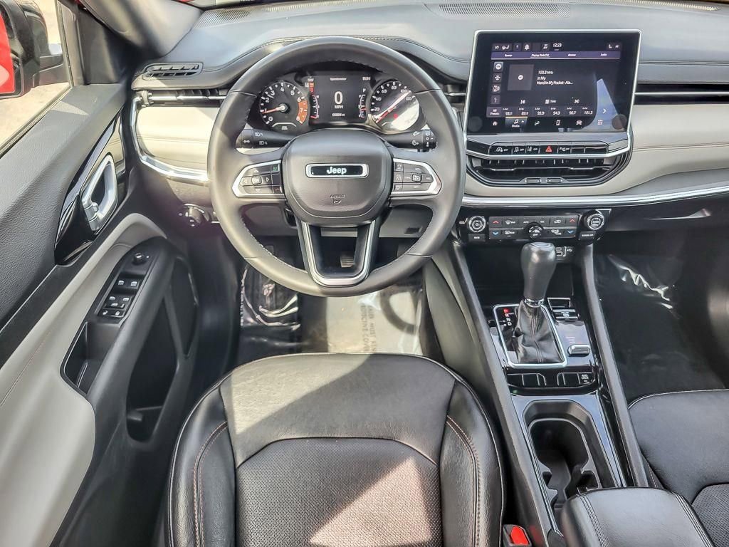 Used 2023 Jeep Compass Limited image 12