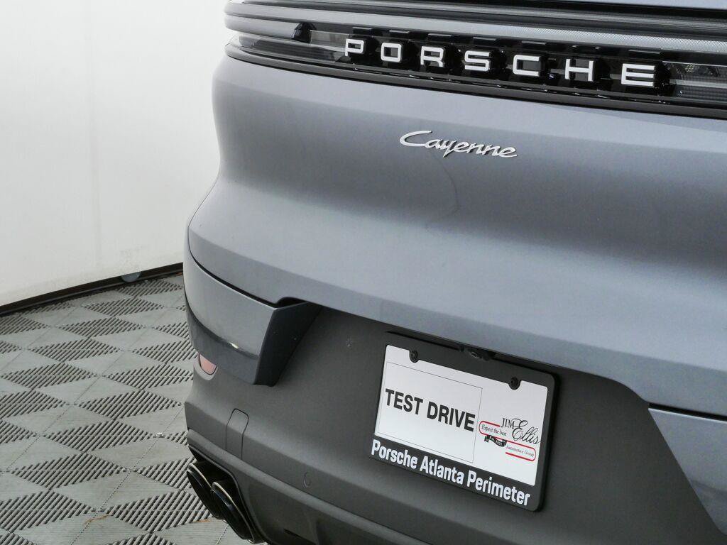New 2026 Porsche Cayenne Coupe AWD/4WD image 38