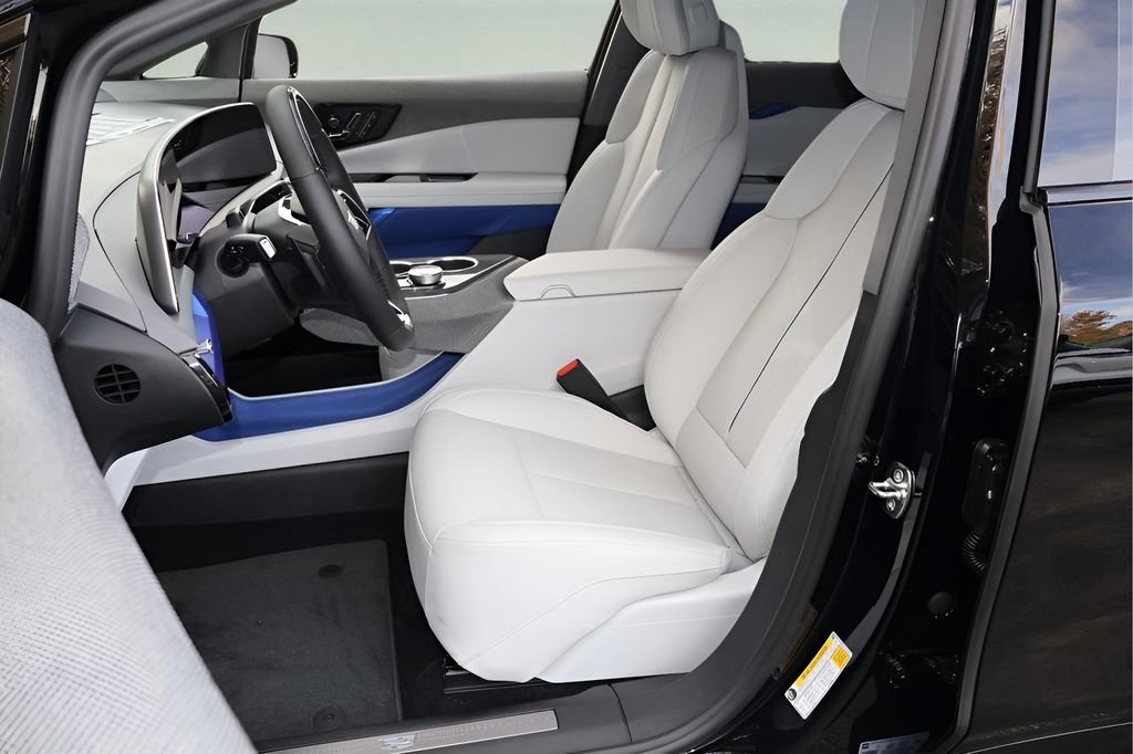 New 2026 Cadillac Optiq Sport 2 image 13