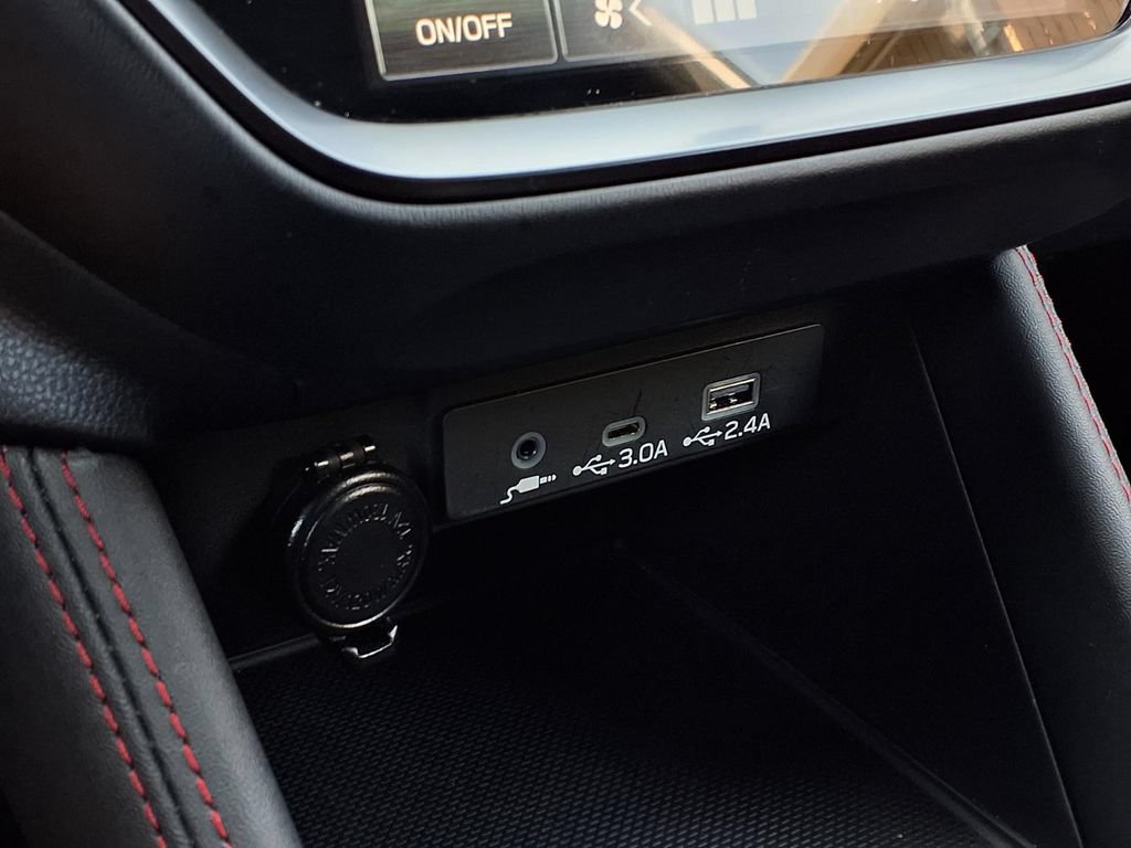 Used 2025 Subaru WRX Premium AWD/4WD image 9