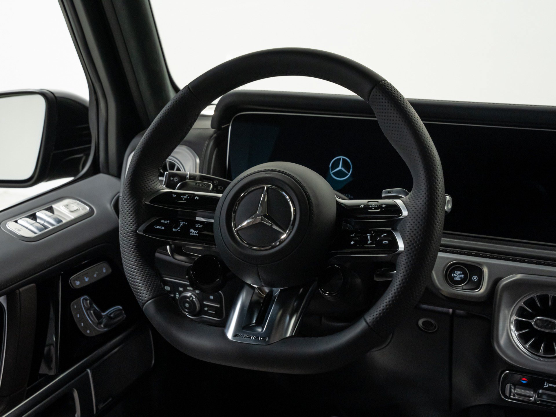 Used 2027 Mercedes-Benz G 63 AMG 4MATIC image 69