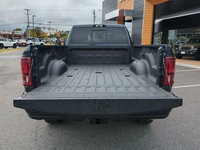 New 2026 RAM 2500 Big Horn AWD/4WD image 13