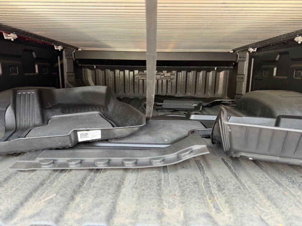 Used 2024 GMC Sierra 2500 AT4 w/ Technology Package AWD/4WD image 18