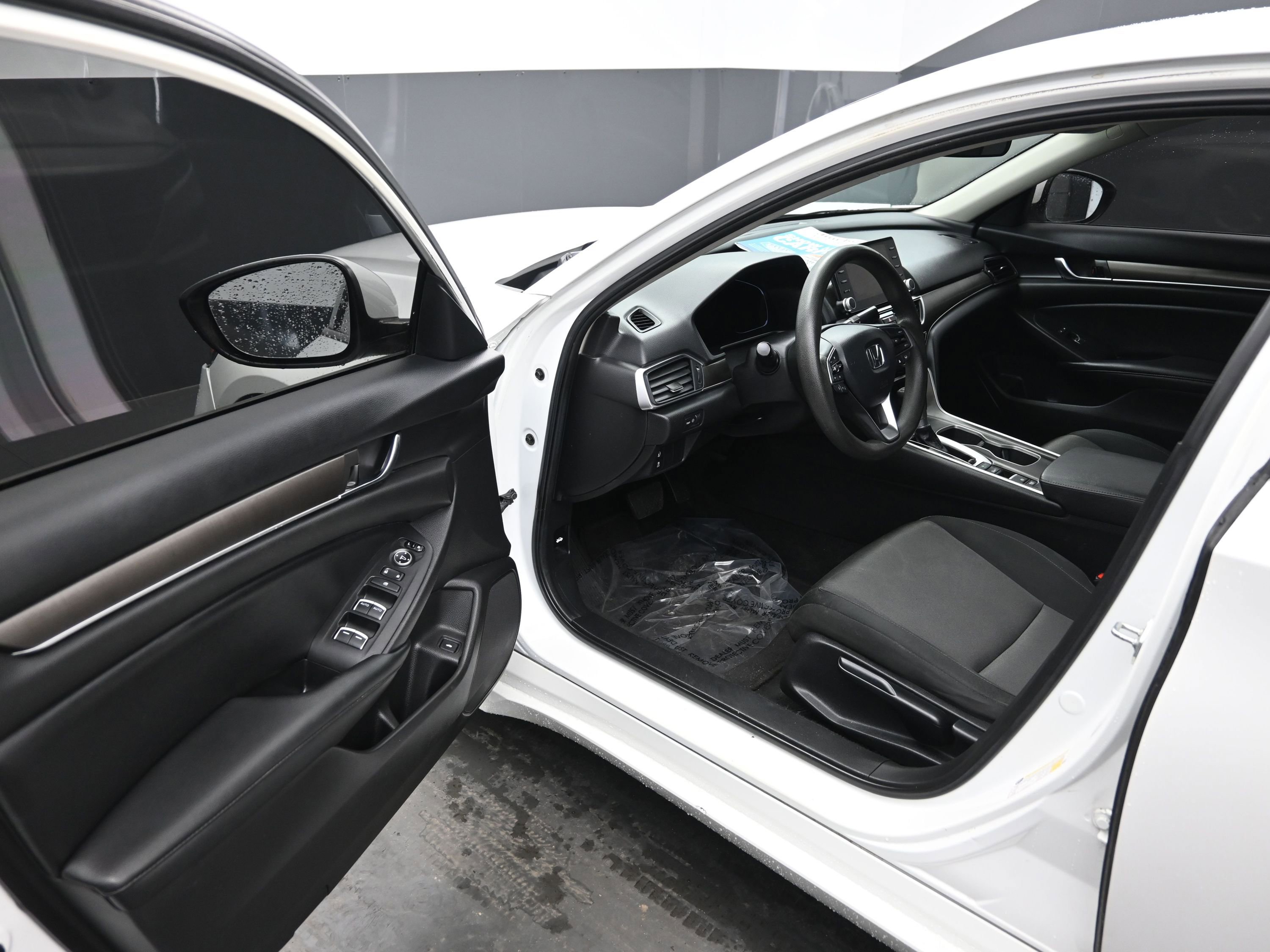 Used 2021 Honda Accord LX image 15