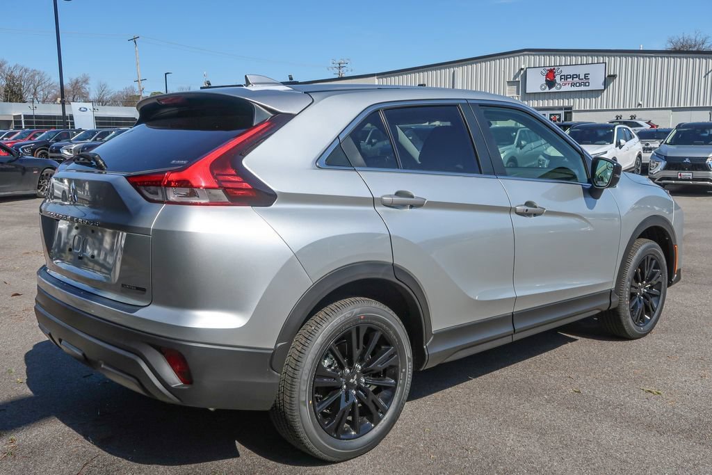 New 2026 Mitsubishi Eclipse Cross LE AWD/4WD image 9