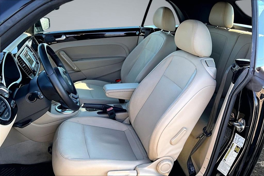 Used 2016 Volkswagen Beetle 1.8T S image 25