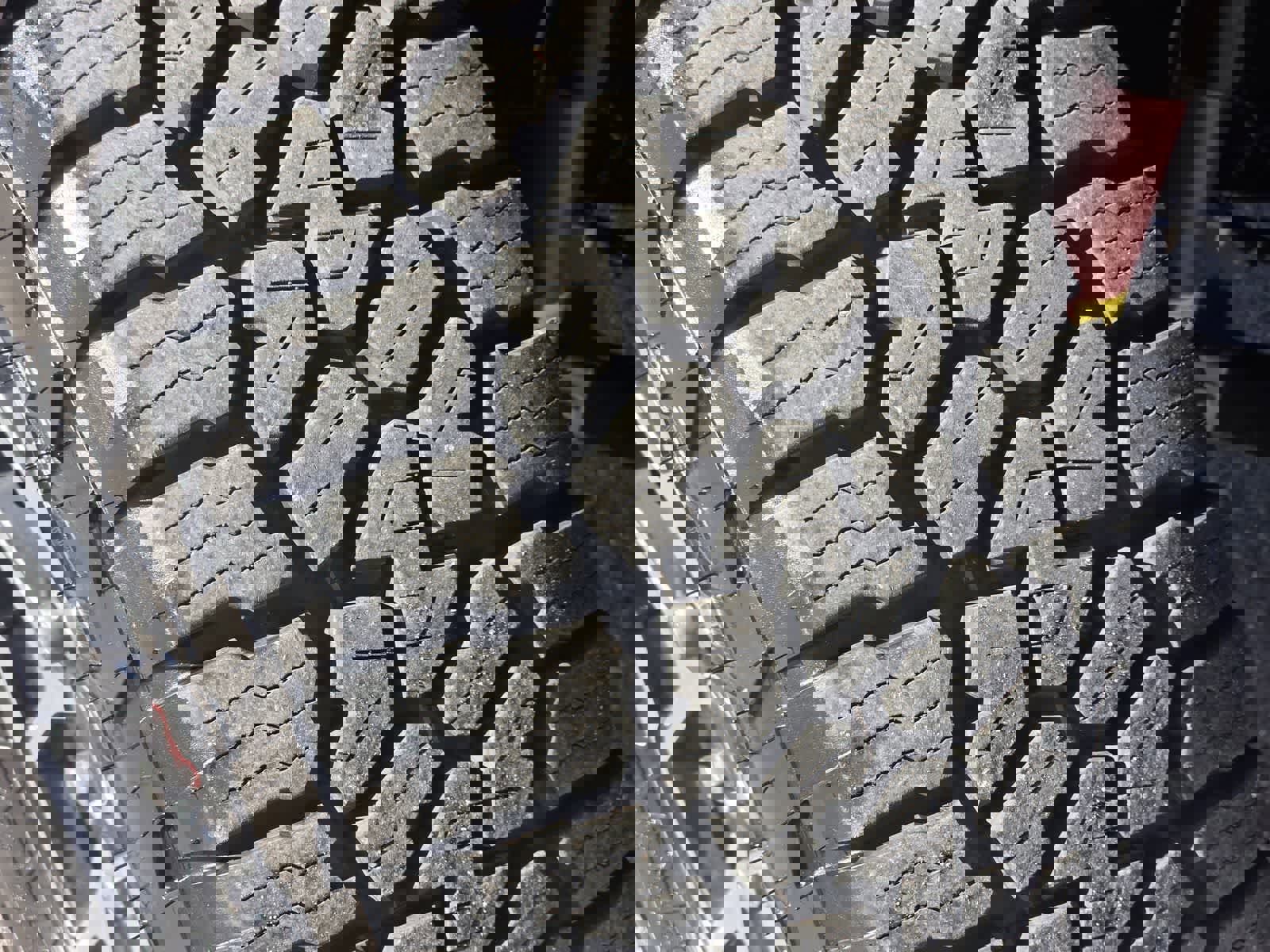 Used 2025 Jeep Gladiator Rubicon w/ Convenience Group image 3