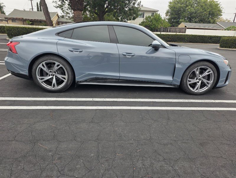 Used 2023 Audi e-tron GT Prestige AWD/4WD image 7
