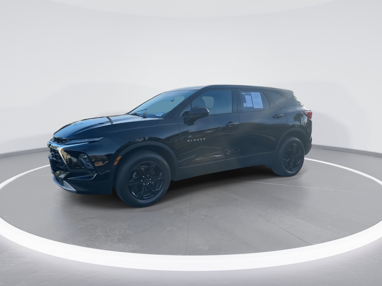 Certified 2023 Chevrolet Blazer LT w/ Driver Confidence Package image 5