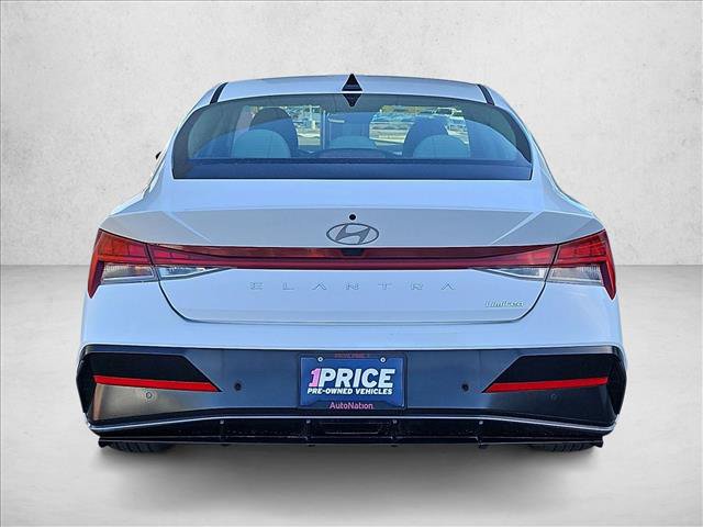 Used 2024 Hyundai Elantra Limited FWD image 7