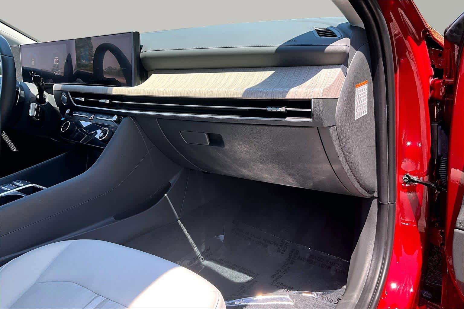 Used 2025 Hyundai Sonata SEL FWD image 19