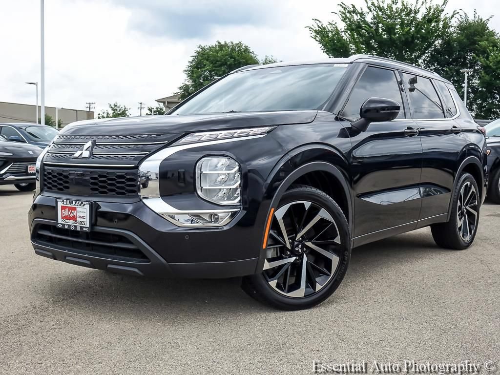 Used 2022 Mitsubishi Outlander SEL AWD/4WD image 2