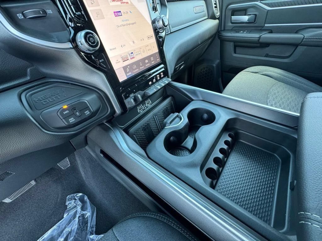 New 2025 RAM 2500 Big Horn AWD/4WD image 25