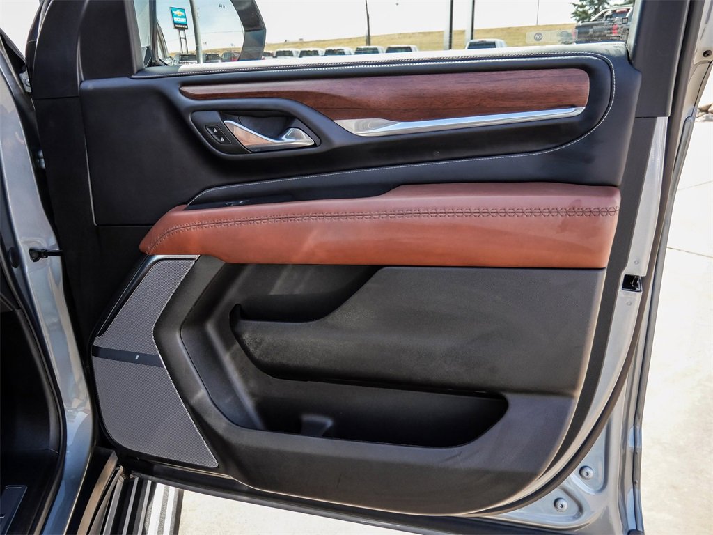 Certified 2023 GMC Yukon Denali Ultimate image 23