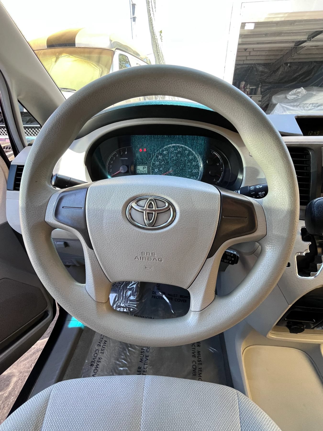 Used 2012 Toyota Sienna FWD image 16
