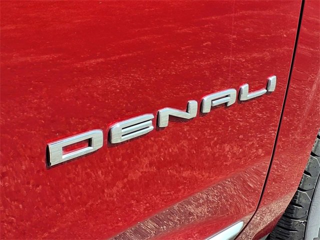Used 2024 GMC Yukon Denali image 30