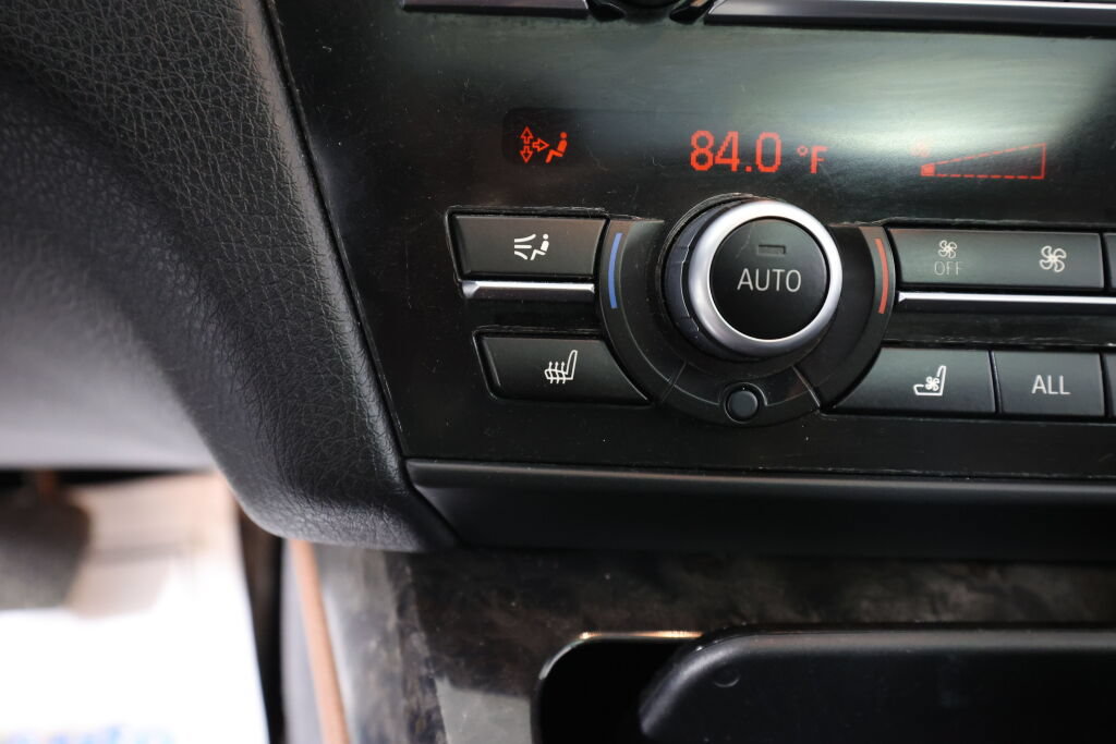 Used 2014 BMW 650i xDrive Coupe AWD/4WD image 27