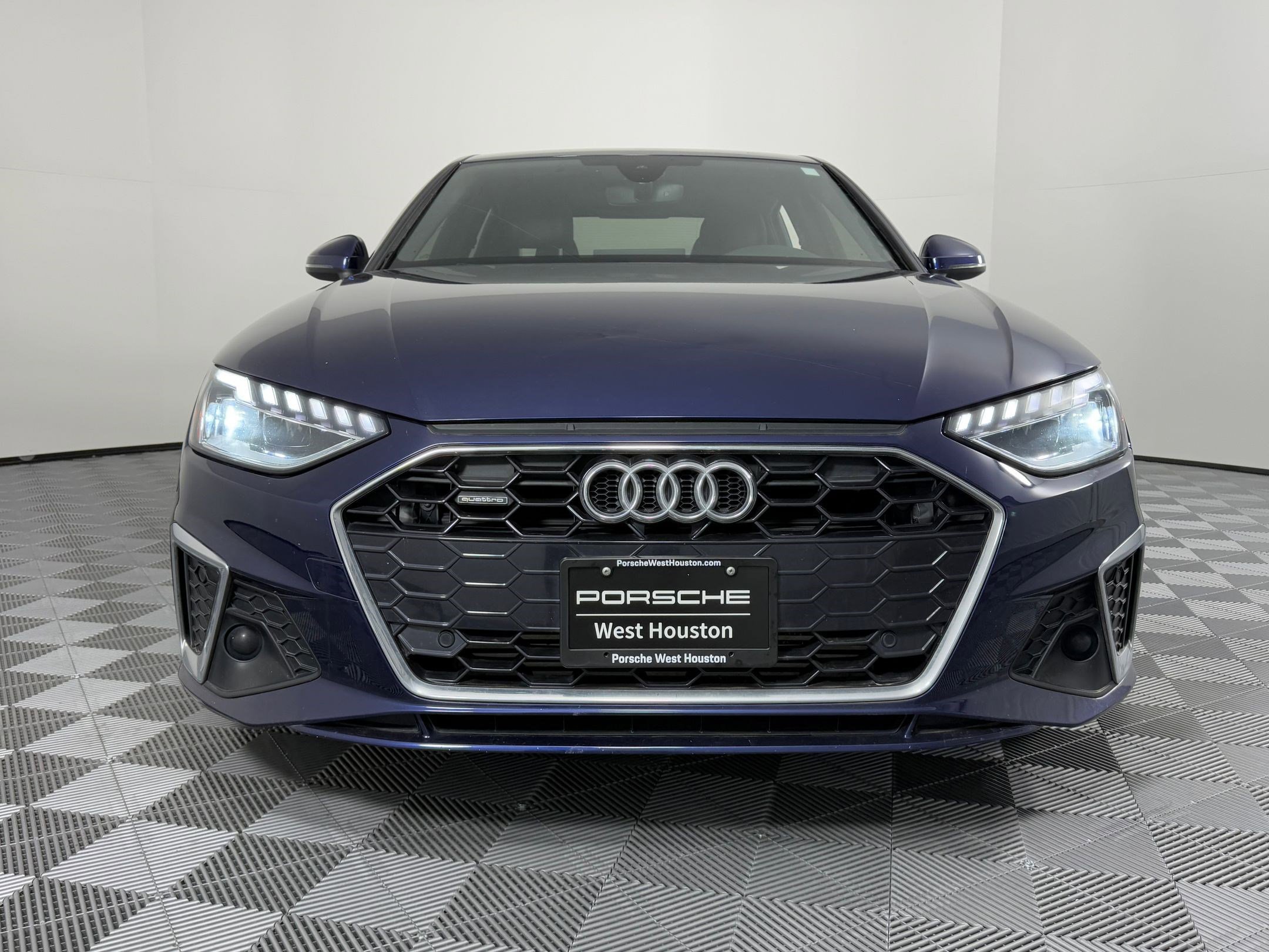 Used 2020 Audi A4 2.0T Premium Plus w/ Premium Plus Package image 6