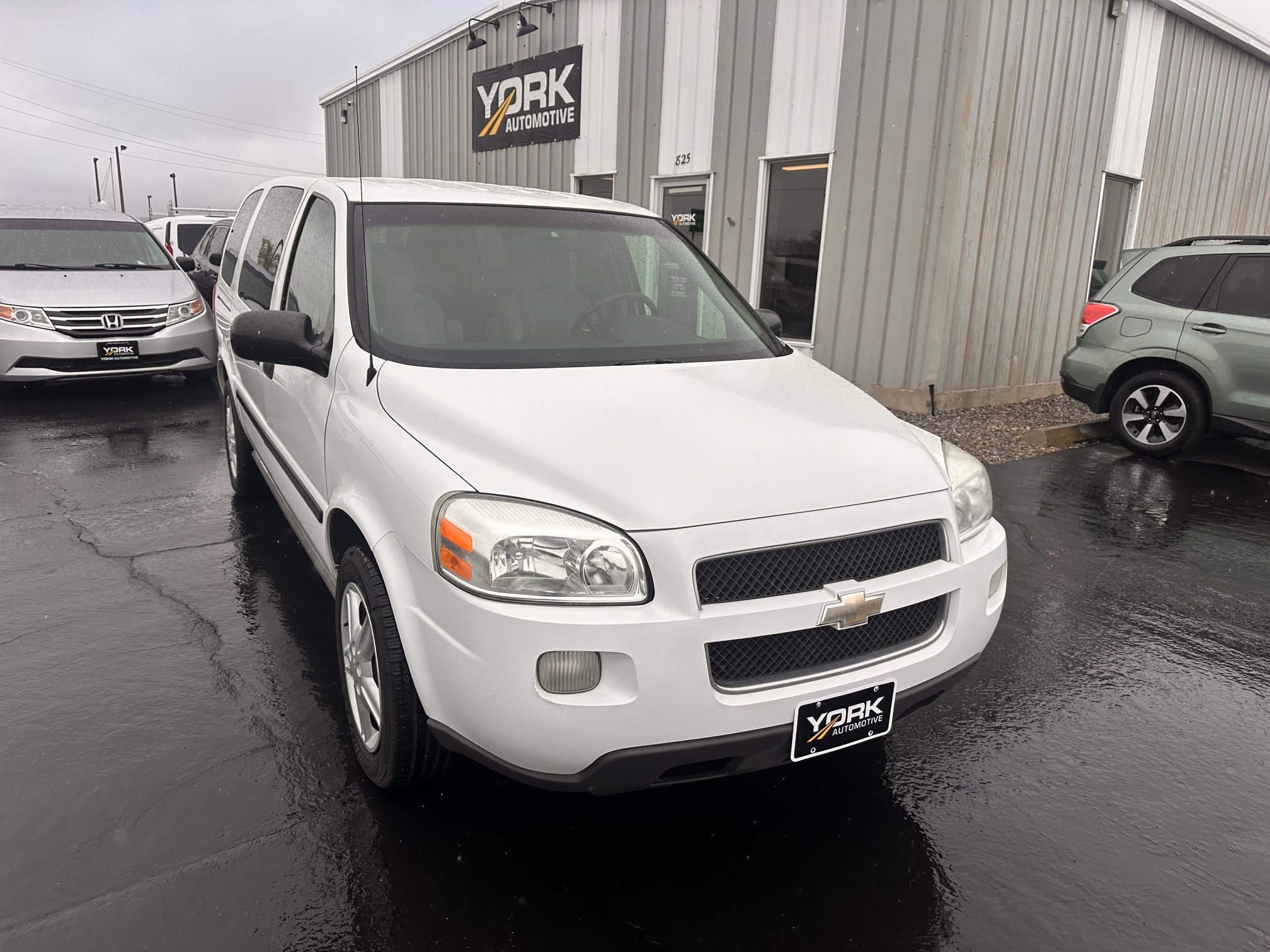 Used 2005 Chevrolet Uplander w/ Climate Package image 1