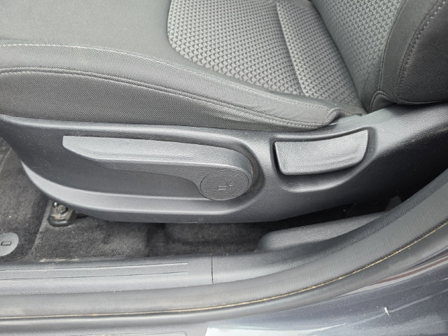 Used 2023 Kia Sportage LX FWD image 29