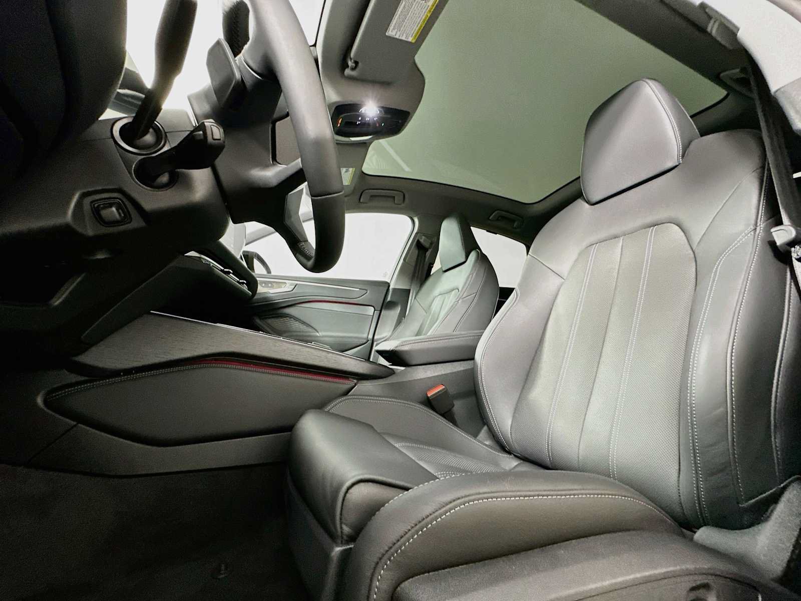 New 2026 Audi A6 Premium Plus AWD/4WD image 18