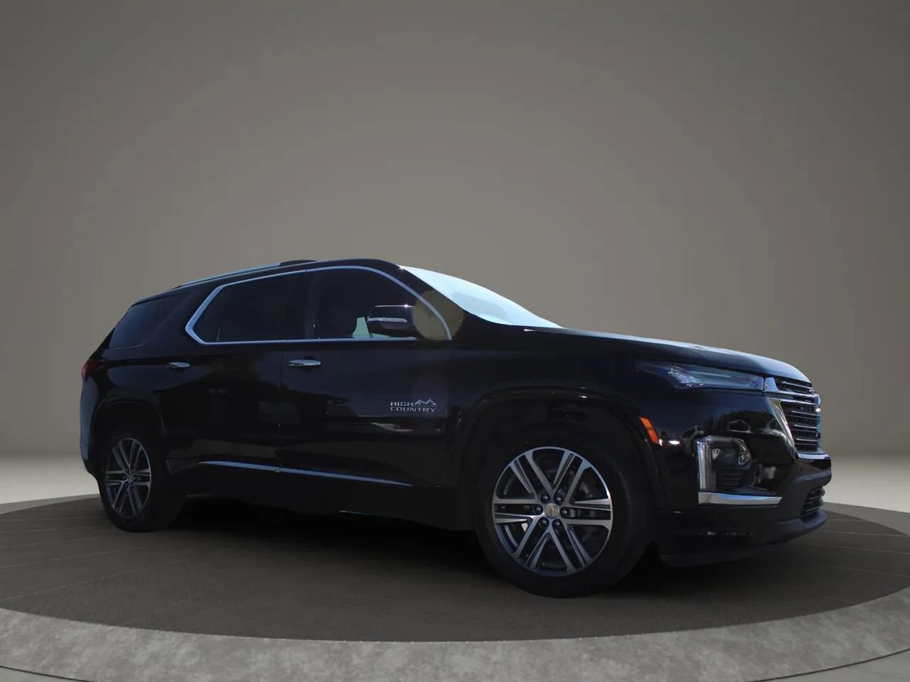 Used 2022 Chevrolet Traverse High Country image 10