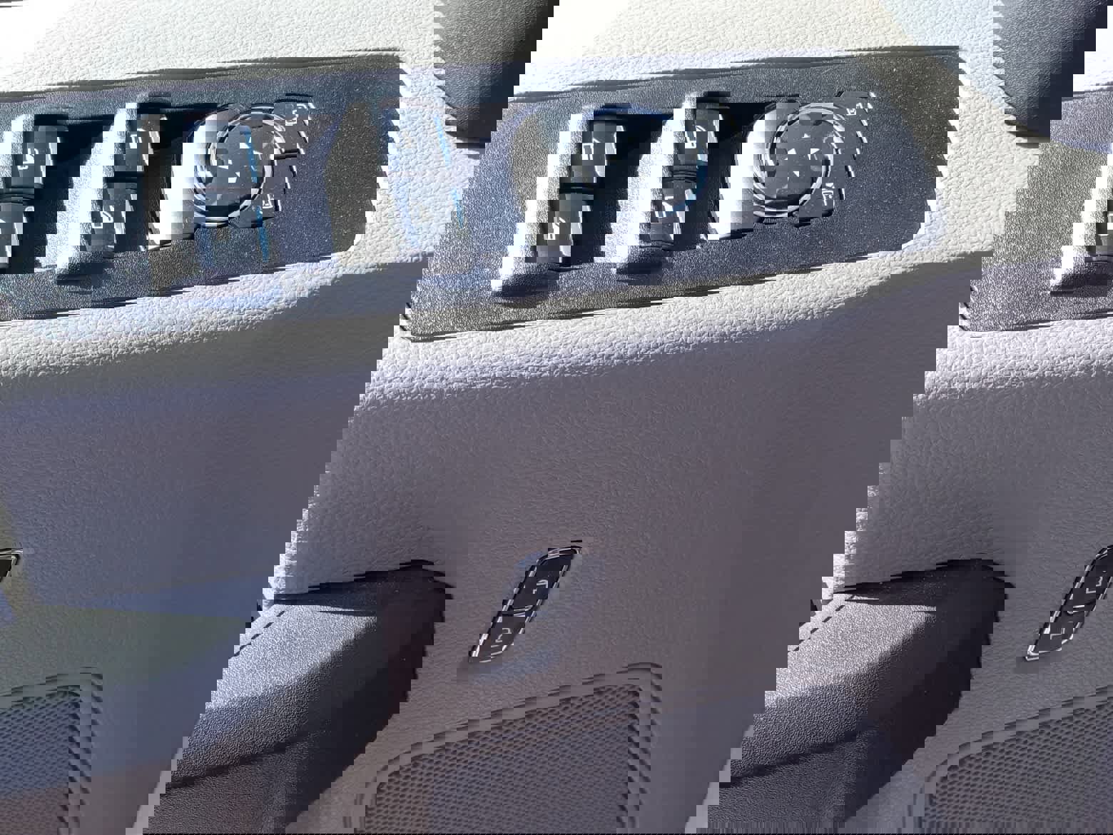 Used 2022 Ford F350 XL w/ Power Equipment Group image 20