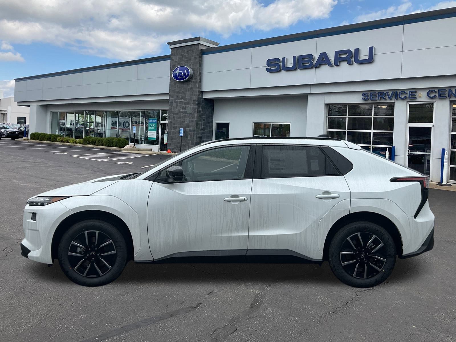New 2026 Subaru Solterra AWD/4WD image 4