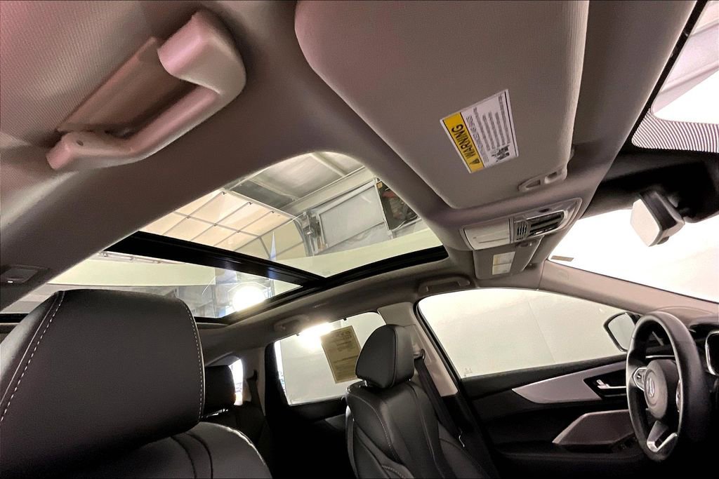 Used 2024 Acura MDX SH-AWD w/ Technology Package image 23