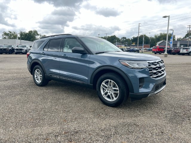 New 2026 Ford Explorer Active AWD/4WD image 11