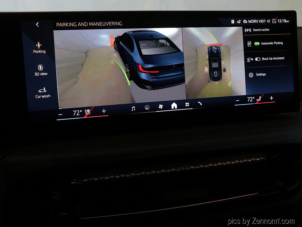 Used 2025 BMW 330i xDrive Sedan w/ M Sport Package image 23