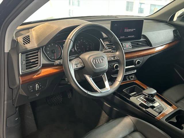 Certified 2023 Audi Q5 2.0T Premium w/ Convenience Package image 9