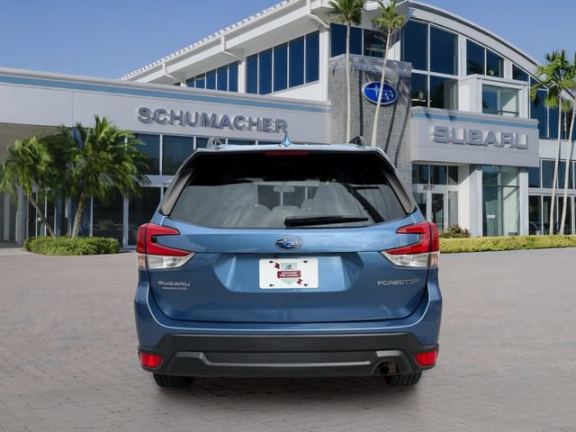 Certified 2023 Subaru Forester Premium AWD/4WD image 6