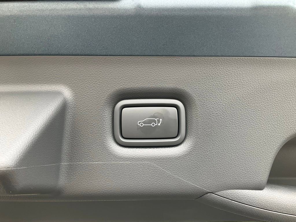 Used 2025 Hyundai Ioniq 5 Limited image 11