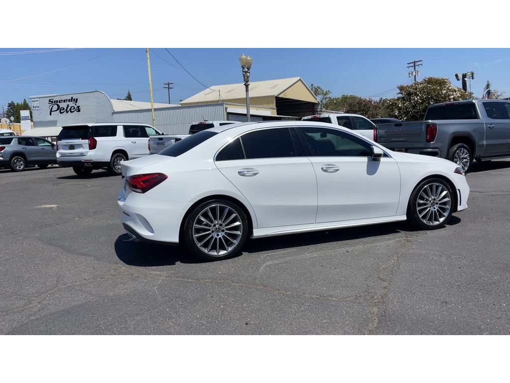 Used 2022 Mercedes-Benz A 220 image 3